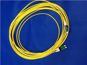 AFGLFLGM2-JXM007-(F)-Patchcord-A2-LC/APC-LC/UPC-2F-7.0m-(33952)